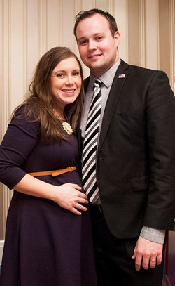 Selebriti Pria Ini Bayar Rp 13 Juta untuk Jadi Anggota Situs Selingkuh