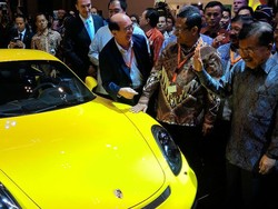 Ayo Tebak, Mobil Apa yang Paling Disukai Jusuf Kalla di GIIAS?