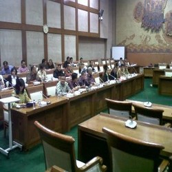 Menteri Rini Jelaskan Soal Pesawat Garuda ke DPR