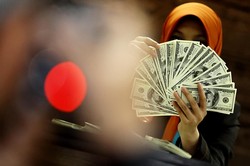 Dolar AS Sempat Ditekan ke Rp 13.803, BI: Kami Ada di Pasar