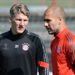 Schweinsteiger Tinggalkan Bayern Bukan Karena Guardiola