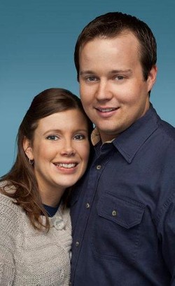Josh Duggar Selingkuh dan Kecanduan Pornografi, Sang Istri Tetap Setia