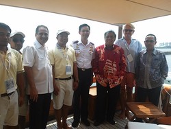 Menpar Terpesona Kapal Phinisi Milik Turis Inggris