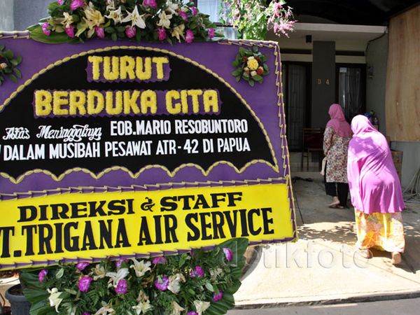 Bunga Duka Cita untuk Mario Mekanik Trigana