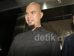 Kawal Sidang Praperadilan Farhat, Dhani Akhirnya Datangi PN Jaksel