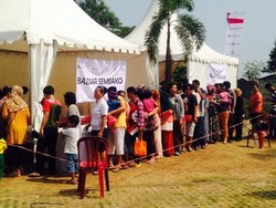 Dapat Sembako 50% Lebih Murah, Warga Rusun Ingin Bazar Setiap Hari