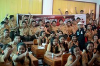 Program ini bertajuk  Corsa & Bali United Go to School, ‘Remaja Hidup Sehat, Aman Berkendara’, bekerja sama dengan Yayasan Cinta Anak Bangsa (YCAB) Foundation. Kegiatan yang digagas selama 10 hari berakhir hari ini, Jumat (21/8/2015).