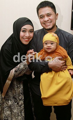 7 Selebriti Hingga Desainer Indonesia yang Menikah Tanpa Pacaran