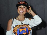 Gaya Agnez MO Makin Hip-hop Aja Nih!