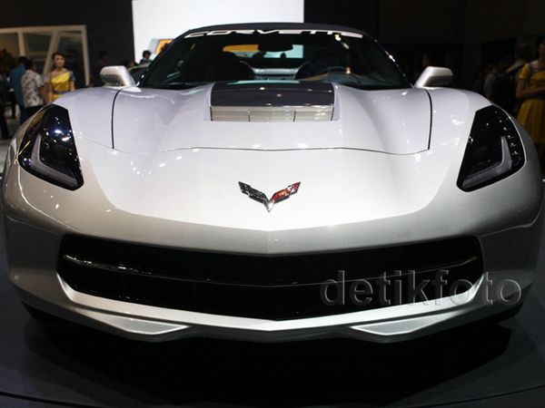 Mobil Garang Chevy Corvette