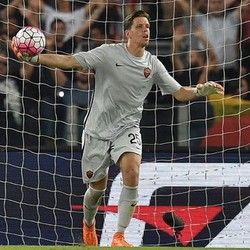 Szczesny Akan Kawal Gawang Roma di Laga Pembuka