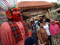 Pengunjung Padati Lebaran Betawi