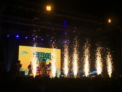 Penampilan Romantis yang Singkat dari RAN untuk Freedom Fest