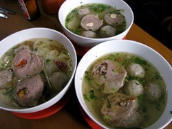 Harga Daging Sapi Melambung, Penjualan Bakso Anjlok 80%