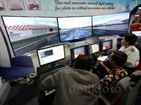 Simulator Pesawat N129 Ramaikan Pameran BUMN