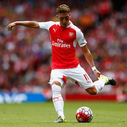 Oezil: Arsenal Tahu Benar Bagaimana Cara Mengalahkan Liverpool