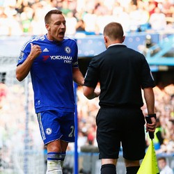 John Terry Dinilai Belum Habis