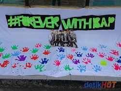 Fans Jakarta Bikin Proyek Cap Telapak Tangan untuk Dukung B.A.P