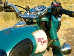 Merek Motor Royal Enfield Resmi Masuk Indonesia