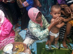 Pedole-dole, Imunisasi Tradisional Untuk Balita di Buton