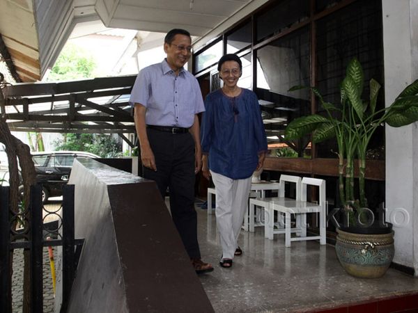 Melihat Kesederhanaan Boediono dari Rumahnya