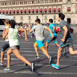 Sepatu Olahraga dari Masa ke Masa