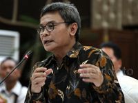 Ketika Johan Budi Ditanya 9 Srikandi