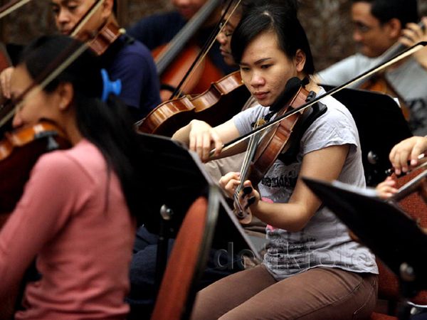 Latihan Jelang Konser Simfoni Untuk Bangsa 2015
