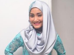 Namanya Dicatut Pedagang Kerudung, Fatin Nggak Masalah
