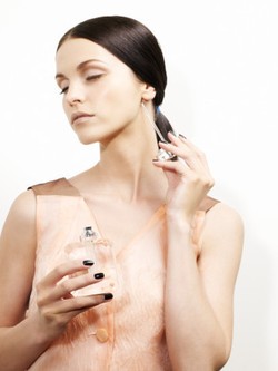 Jenis-jenis Aroma Parfum yang Bisa Redakan Stres Hingga Atasi Insomnia