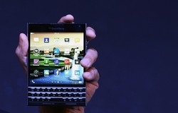 Seret Jualan Handset, BlackBerry Malah Untung