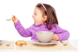 Rewel Makan Karena Sakit Gigi? Makanan Lunak Bergizi Ini Bisa Anda Berikan untuk Si Kecil