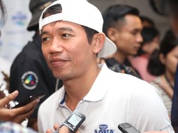 Marzuki Mohamad, Berbagi Pengalaman Lewat Musik