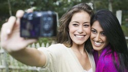 Hiii... Kutu Rambut Pindah Saat Selfie