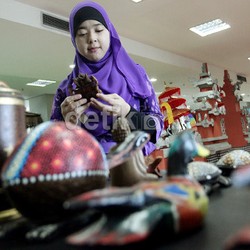 RI Punya 56,7 Juta UKM, Omzetnya Turun 15% Karena Dolar Rp 14.000