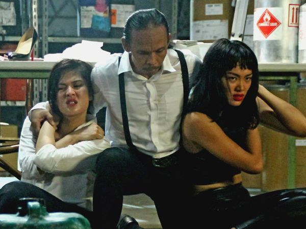Yayan Ruhiyan Sampai Dian Sastro Adu Jotos di Film 'Gangster'