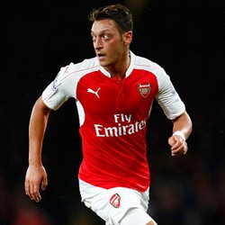 Oezil Ingin Cetak Lebih Banyak Gol