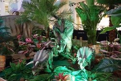 Yuk, Ajak Anak-anak Bertemu 25 Dinosaurus di Gandaria City