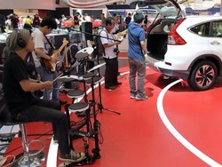 Honda Tampilkan CR-V dengan Audio Fender