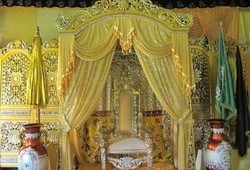 Istana Tertua di Kalimantan Barat Bertabur Berlian