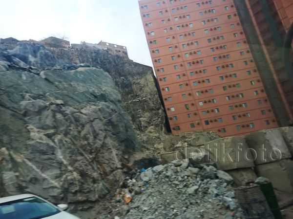 Bukit Dipapras di Kota Makkah