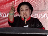 Mega Lantik Tim Pemenangan Pemilu PDIP