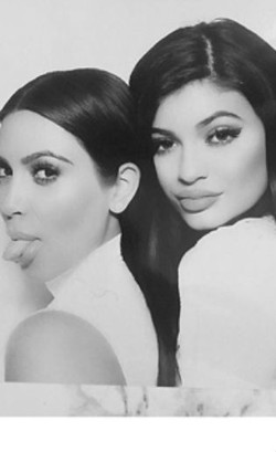 Shock! Bibir Kylie Jenner Makin Tebal dan Lebar