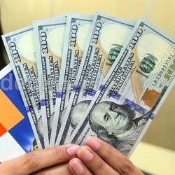 Dolar AS Pagi Ini Sempat Rp 14.138