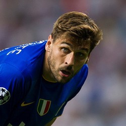 Sevilla Resmi Rekrut Llorente