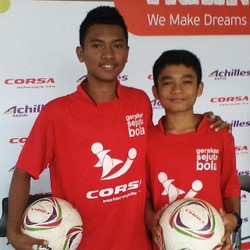 Selfie dengan Van Gaal dan Kerinduan Peserta United Camp yang Mesti Tertahan