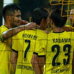 Dortmund Bangkit dari Ketinggalan untuk Menang 7-2 dan Melenggang ke Fase Grup