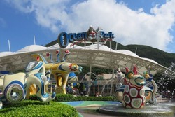 Wow! Taman Rekreasi di Hong Kong Luasnya Sampai 2 Gunung