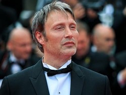 Mads Mikkelsen Akan Hadapi Doctor Strange