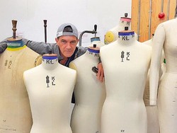 Back to School! Antonio Banderas Belajar Fashion di London